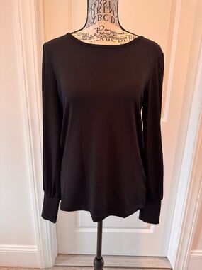 Tahari Long Sleeve Blouse – Black – Size Small – Keyhole Back